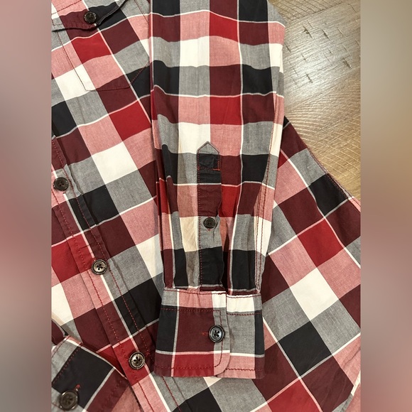Express Men's Maroon/ White Plaid Button Up Fitted Shirt Size M Front Pockets - Picture 9 of 16